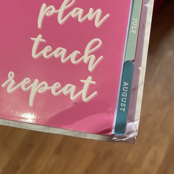 Teacher Planner - Picture 3 of 11